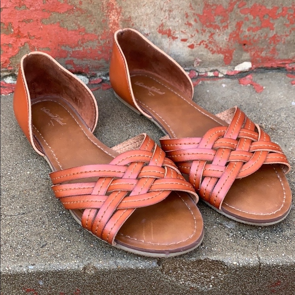 Universal Thread Woven Slide Sandals SZ 7.5